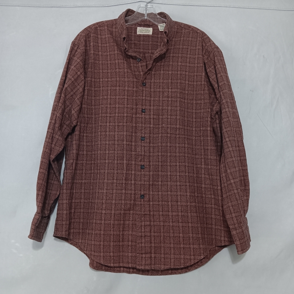 St. John's Bay Men's Casual Button Down in Dark Brown Plaid Medium